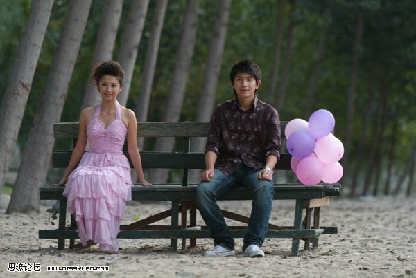Photoshop把照片处理成MTV画面效果(1)