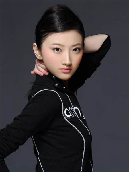 Photoshop将清纯少女变为风情女郎(1)