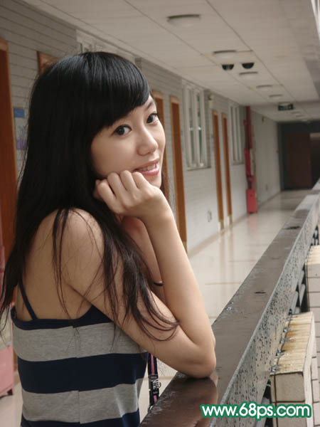Photoshop调出照片的清爽青绿色调(1)