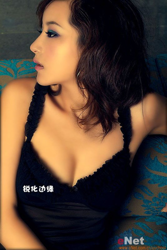Photoshop打造靓丽MM艺术照