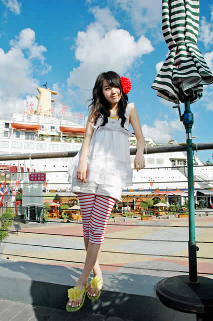 Photoshop处理特效：照片中的照片
