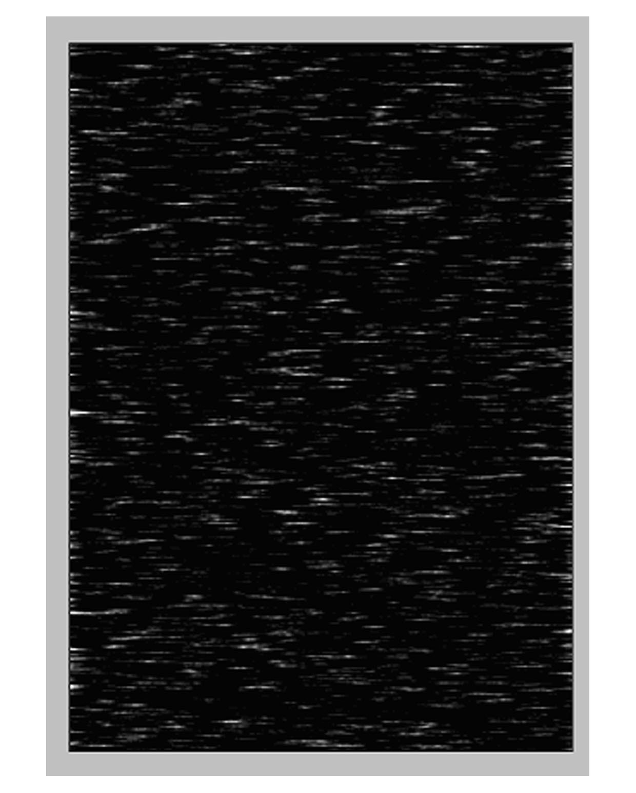 选择透视,调整大小,上面缩小下面变大,,在等比放大,降低透明度为80%