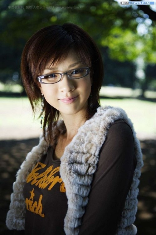 Photoshop照片色调色：黄绿怀旧