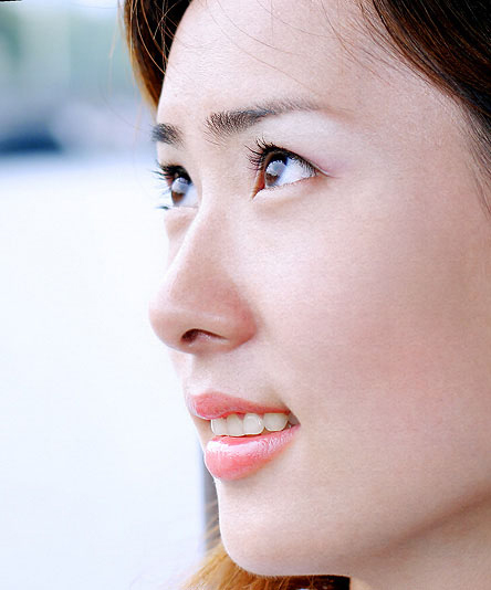 Photoshop美女肖像照片靓肤技巧 把她变漂亮