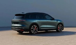 问界M9预定量突破15000台