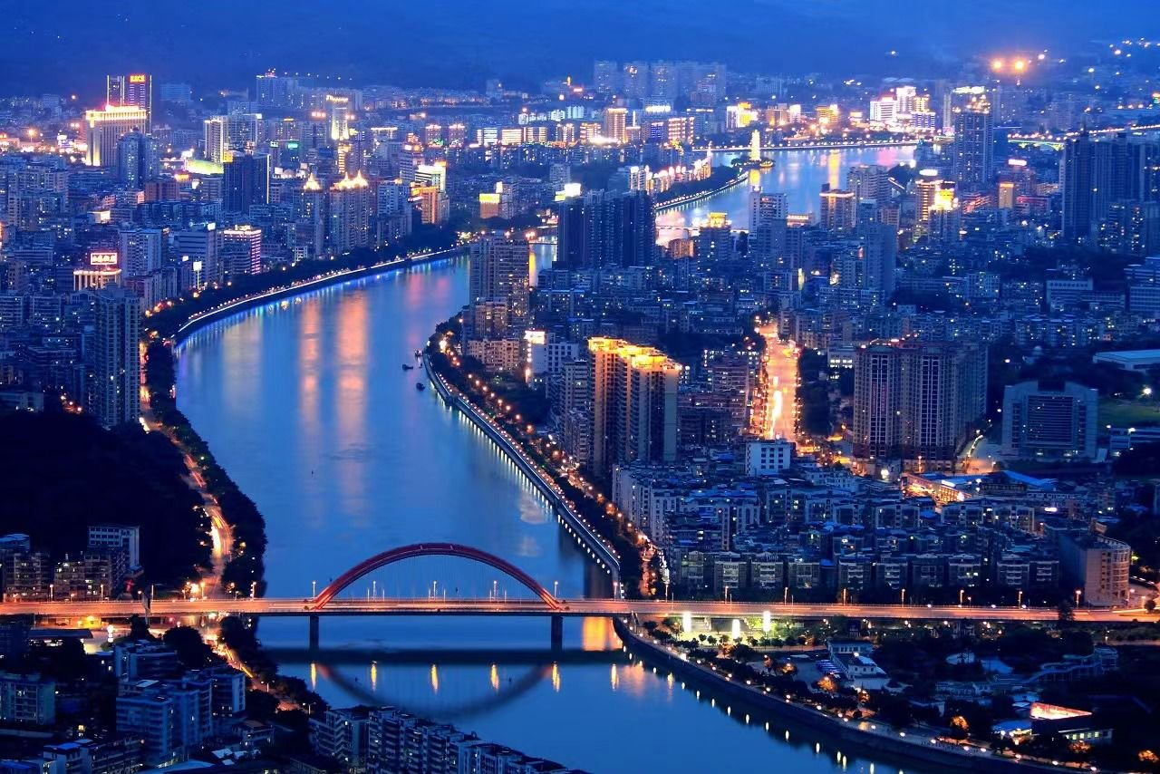 2023年广东各市GDP稳步增长，各城梯队发展特征明显