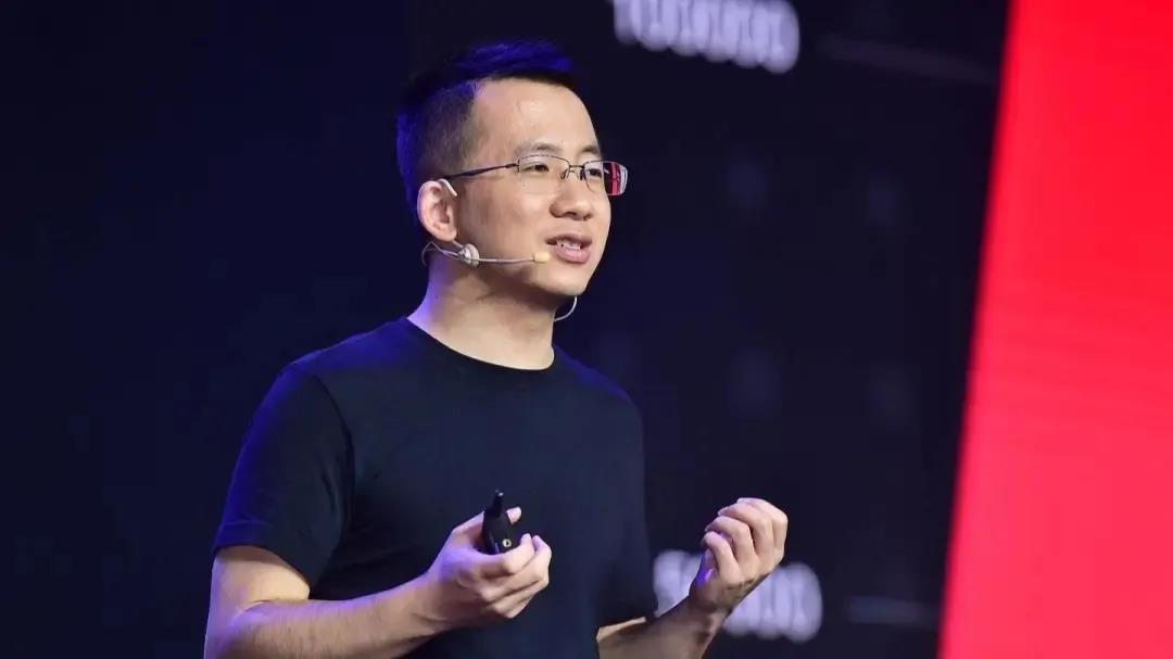 福布斯中国富豪榜洗牌：张一鸣693亿美元登顶，雷军304亿超马云跻身前十