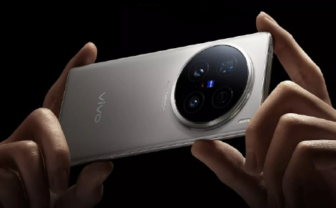 vivo提前一个月放出发布会邀请函 或将推出X200系列新机