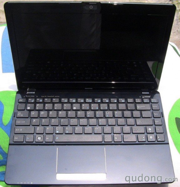 华硕再次更新Eee PC系列 1215N配备USB 3.0