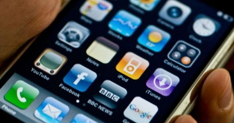 守得云开见月明 Apple iPhone 4 惊艳闪耀