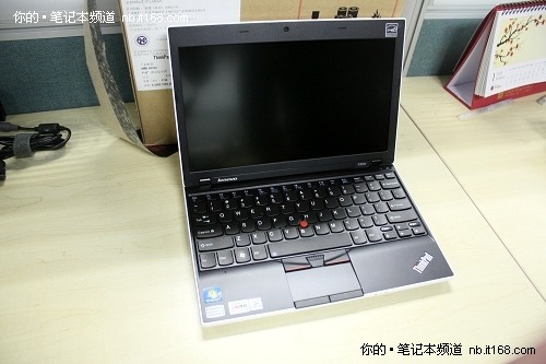 11吋精致小本 Thinkpad X100e特价2999