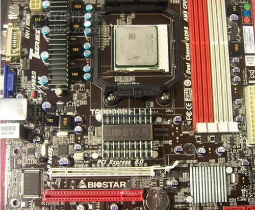 300多的AMD 210e也能完美开四核超频