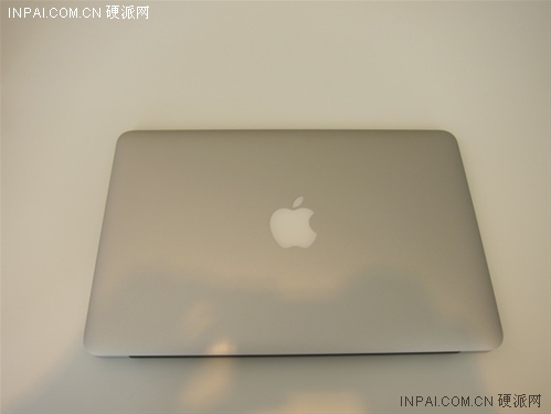 苹果新版Macbook Air精彩图赏