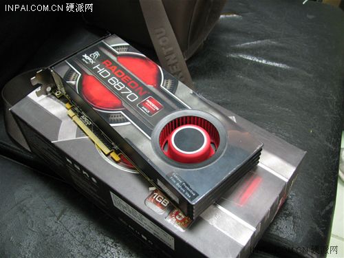 AMD旗舰显卡 讯景HD6870中关村到货