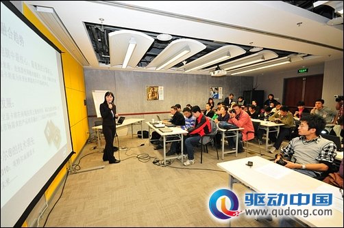 显示扩展新趋势 Intel展示WiDi无线显示技术