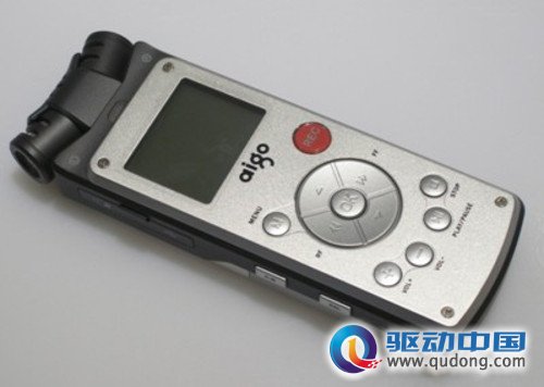 爱国者领跑录音笔 双供电技术立新标