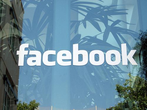 Facebook加快收购步伐 2011年计划15次收购