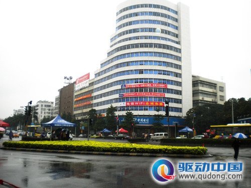 万千消费者受益 三星星世界大篷车开进新会