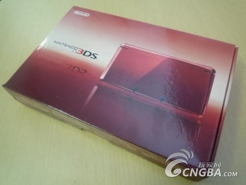 全新深红色3DS本日上市 开箱照先行欣赏