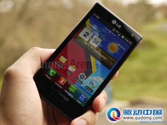 低价双核高端智能机 LG Lucid开箱评测