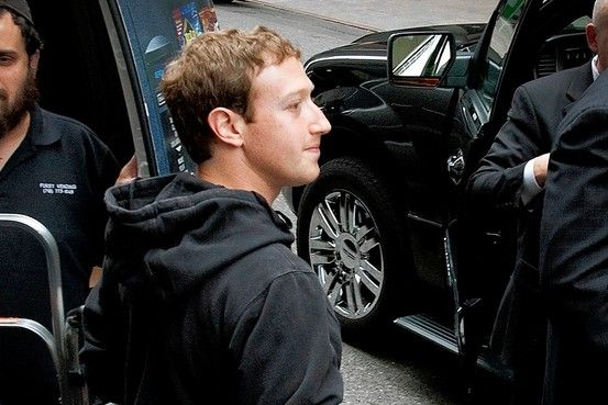Facebook启动IPO路演 欲融资逾百亿美元