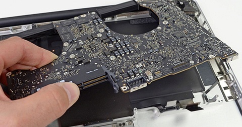 新款MacBook Pro拆解评测：通用部件 厚度提升