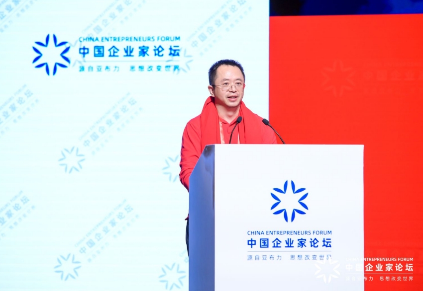 周鸿祎：已拜俞敏洪为师 每天勤奋发短视频
