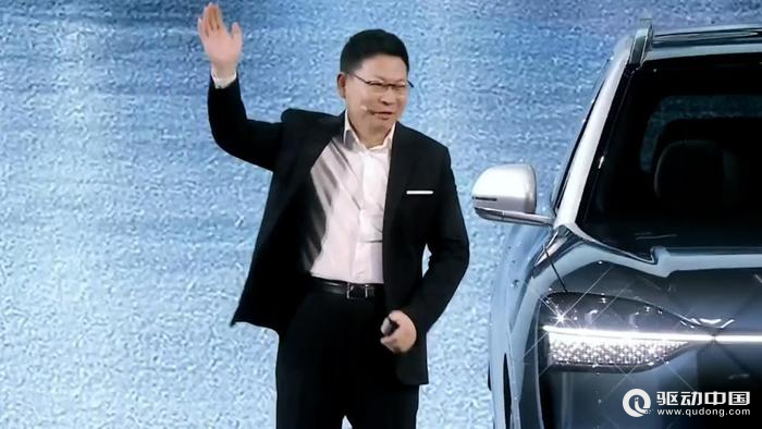 余承东猛夸问界M9，那么1000万以上的SUV到底都有哪些车？